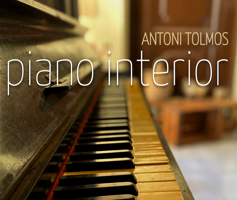 Antoni Tolmos publishes his album number 15 for piano in 10 singles.